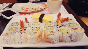 Sushi Kan 3 food