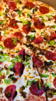 Ultimate Deal Pizza food