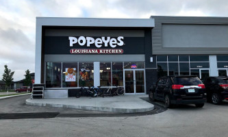 Popeyes Louisiana Kitchen outside