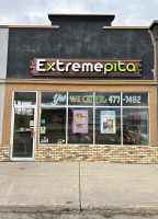 Extreme Pita food