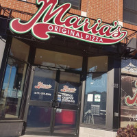 Maria's Original Pizza outside