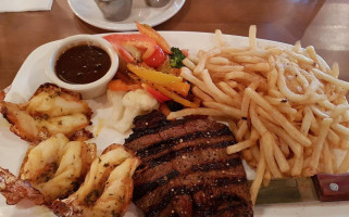 Bâton Rouge Grillhouse food