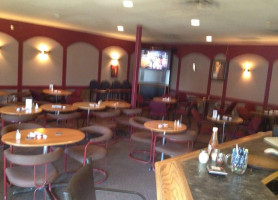 Gusto’s And Lounge inside