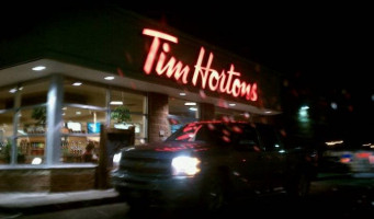 Tim Hortons outside