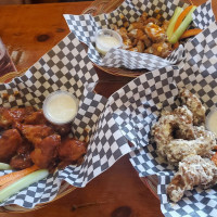 Wing Central food