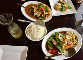 Cha Baa Thai food