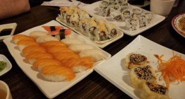 Sushi Kan 3 food