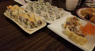 Sushi Kan 3 food