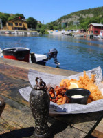 Qvfc Quidi Vidi Fish Chips inside