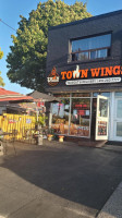 Town Wings inside