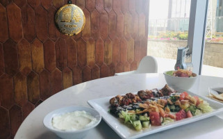 Mashawee Lebanese Grill food