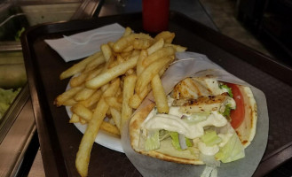 Gyros Delights food