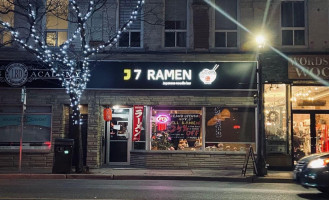 J7 Ramen food