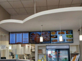 South Point Pizza food