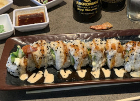 Stonefish Sushi More Nourriture