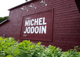 Cidrerie Michel Jodoin outside