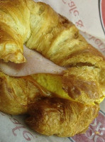 Brioche Dorée food