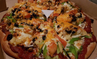 Moo's Pizza food