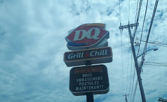 Dairy Queen Grill Chill outside