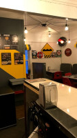 Cantine L'Express inside