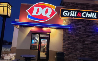 Dairy Queen Grill Chill outside