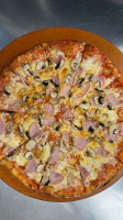 Pizza 311 food