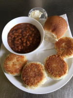 Nanny's Root Cellar Kitchen food