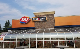 Dairy Queen Grill Chill outside