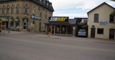 Subway Restaurants outside