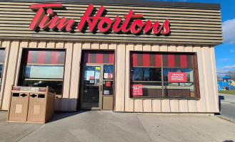 Tim Hortons outside