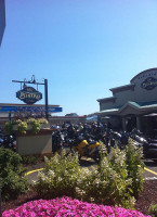 Le Bistro Enr outside
