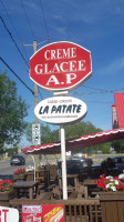 Creme Glacee Ap outside