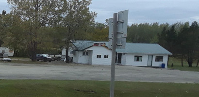 Greg Nadin's Burger Shack outside