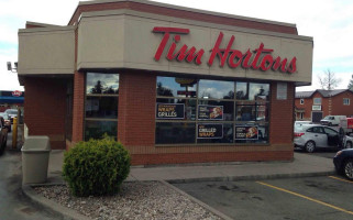 Tim Hortons outside