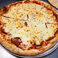 Main St Pizza food