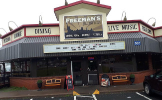 Freeman's Little New York outside