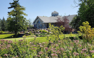La Cité Golf Course outside