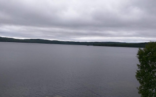 Laurentian Lodge outside