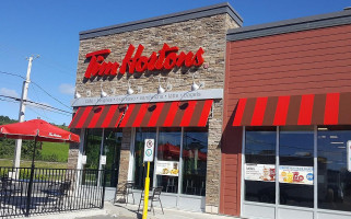 Tim Hortons outside