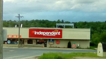 Joey's Your Independent Grocer Doaktown outside