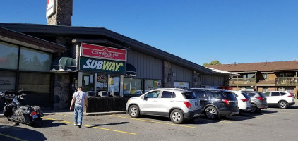 Temagami Petro Canada & Restaurant outside