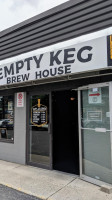 Empty Keg Brew House outside