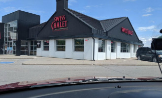 Swiss Chalet Rotisserie & Grill outside