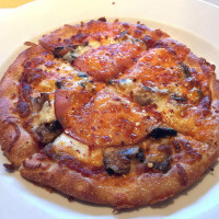 Boston Pizza food