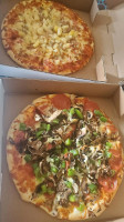 Vito's Pizza food