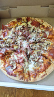 Vito's Pizza food