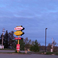 Tim Hortons outside