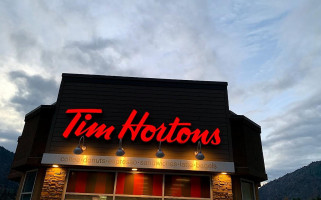 Tim Hortons outside