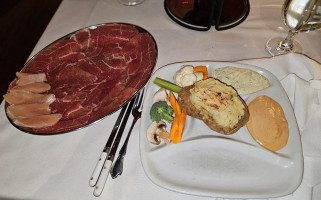 Maison de la Fondue food