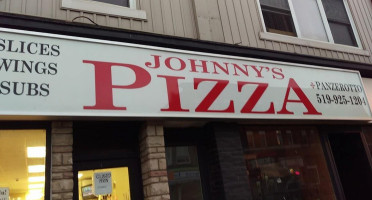 Johnny's Pizza outside